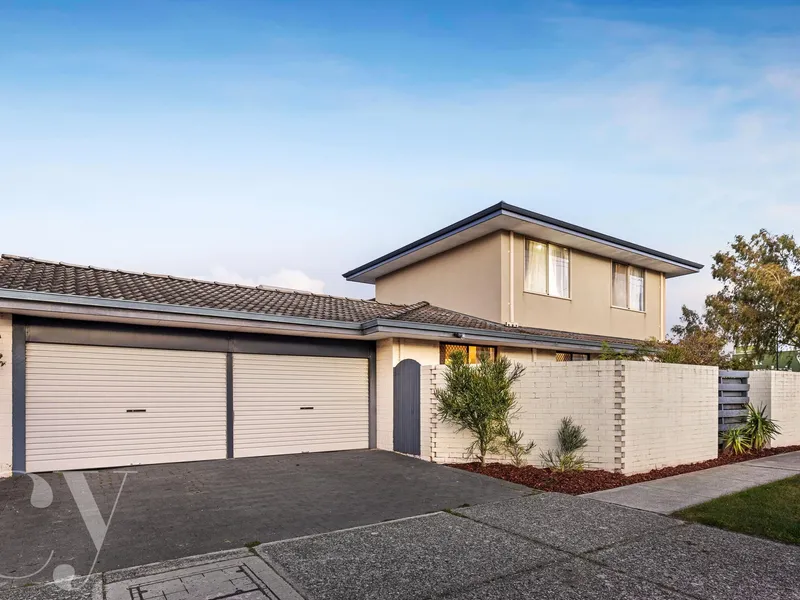 5x2 Home with Mixed-Use Development Potential – R-ACO Zoning
