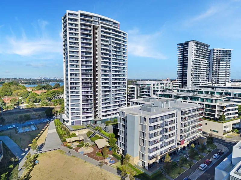 SUPERB LOCATION, MODERN 1 BEDROOM APARTMENT