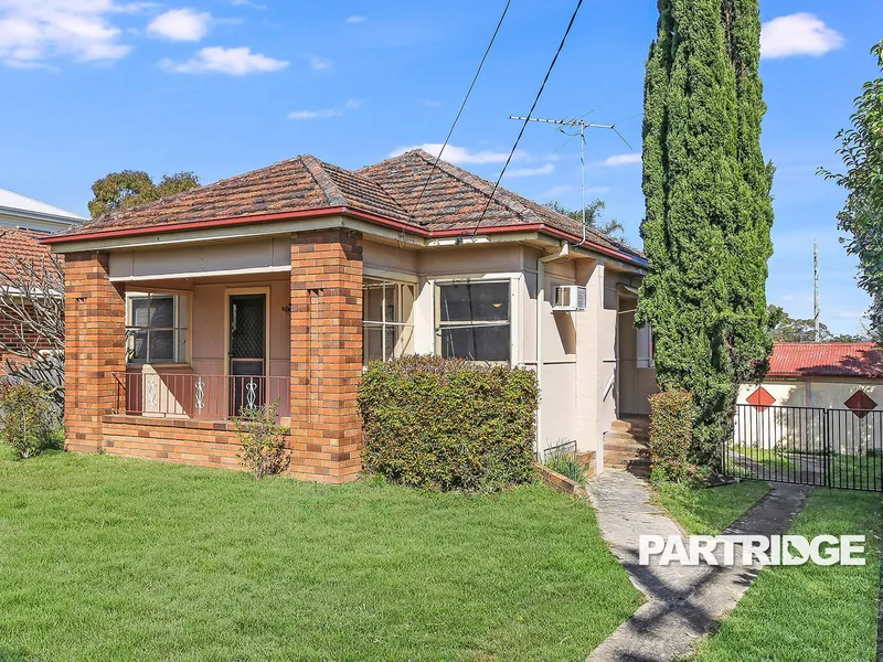 OLDER HOME IN FANTASTIC LOCATION!