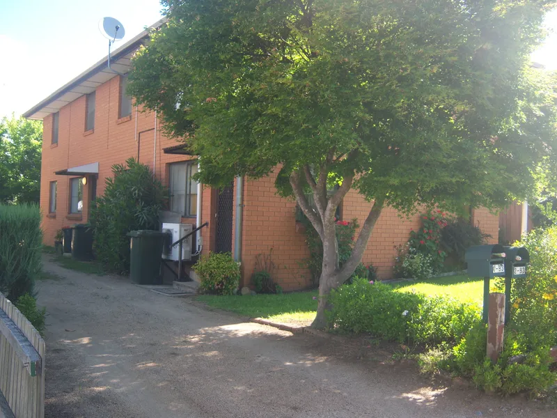 Brick Unit Close to Town