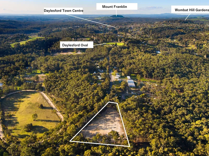 Land, Lifestyle and 3 Bed Permit on almost 2 acres | 7579 sqm at the Entrance to Daylesford