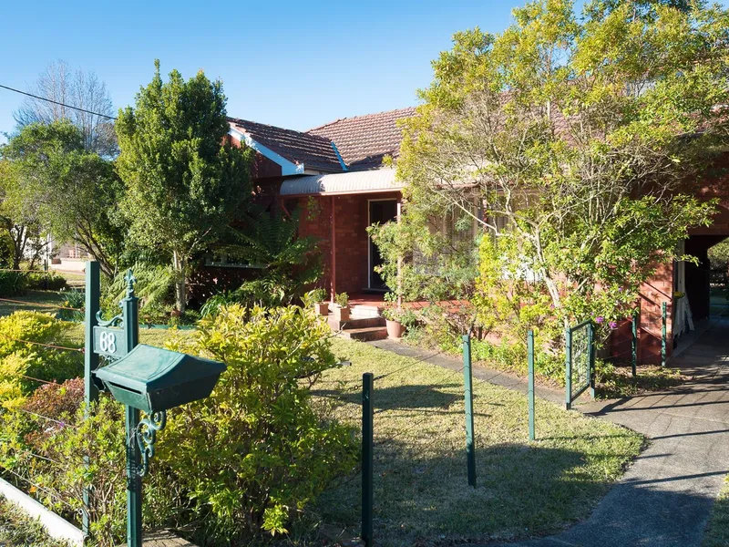 BEAUTIFUL HOME IN GREAT LOCATION