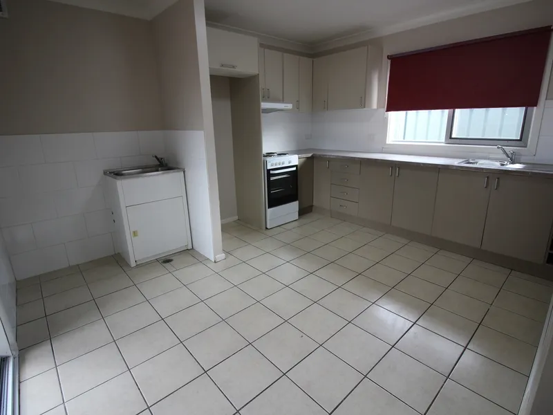 Spacious 1 Bedroom Granny Flat with air conditioning