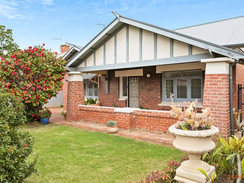 Charming C1920 bungalow with big things to come in a special locale