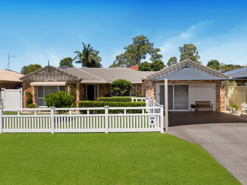 Dual Living Gem in the Heart of Ormeau