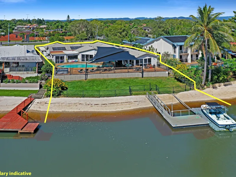 North to Water – Families, Entertainers, Dual Living Potential