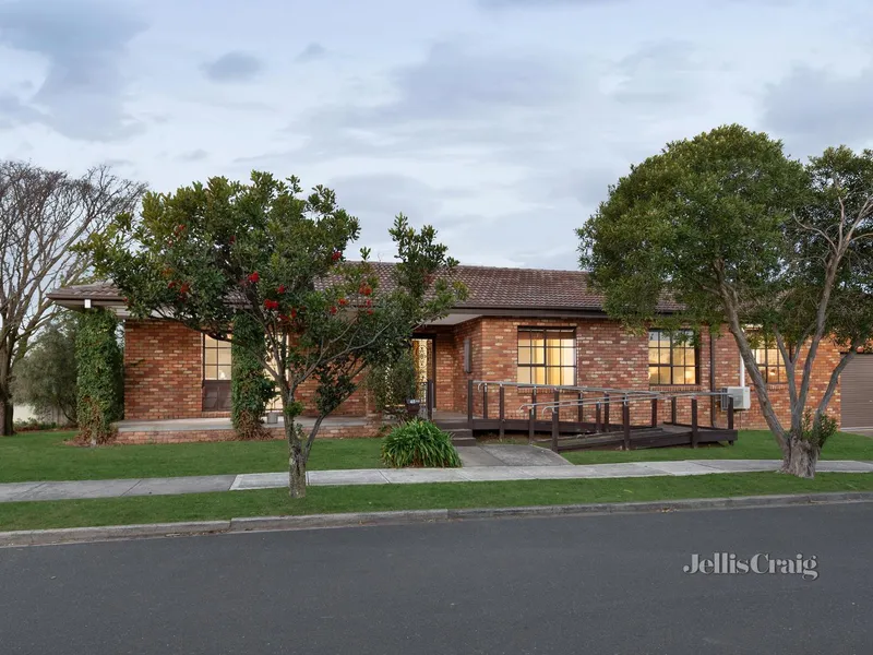 Single level home, ideally located