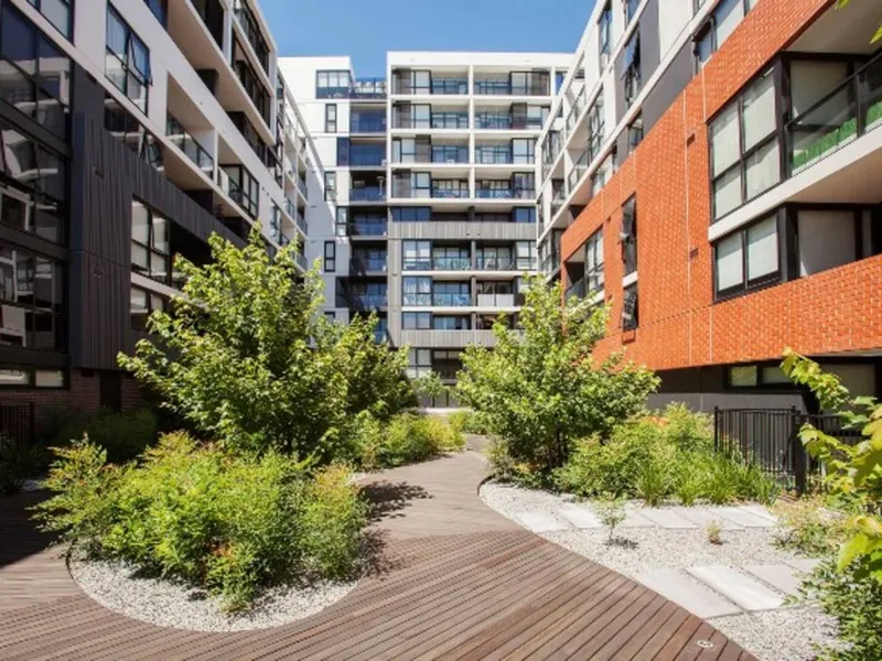 Stunning Two Bedroom Apartment In Premier Location!