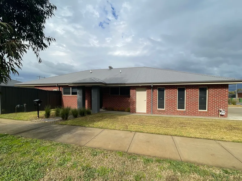 As New 2 Bedroom Townhouse