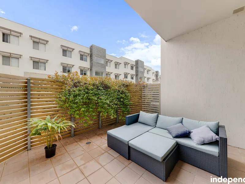 Thinking big? Apartment living at its best.