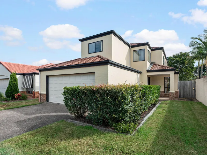 LUXURIOUS HOME, LIFESTYLE LOCATION, LOW BODY CORPORATE