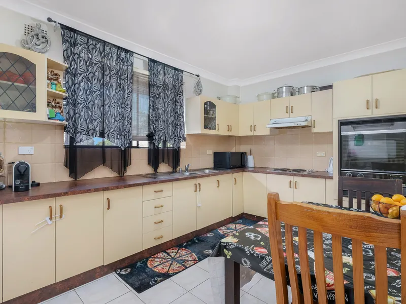 3/45 Matthews Street, Punchbowl 2 Bed 1 Bath 2 Car