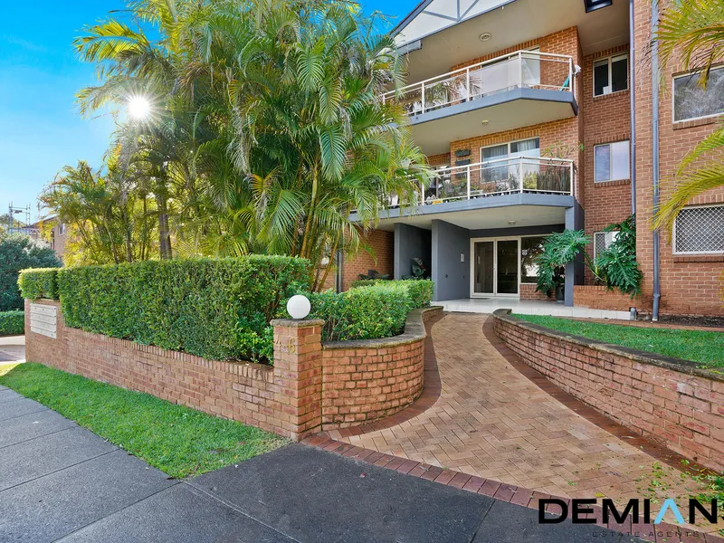 Convenience, serenity, and space – this stunning apartment has it all.