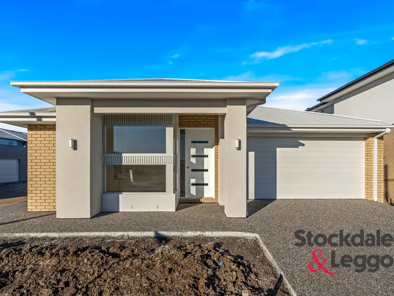 Stunning & Brand New 4 Bedroom in Sought-After Willow Estate!