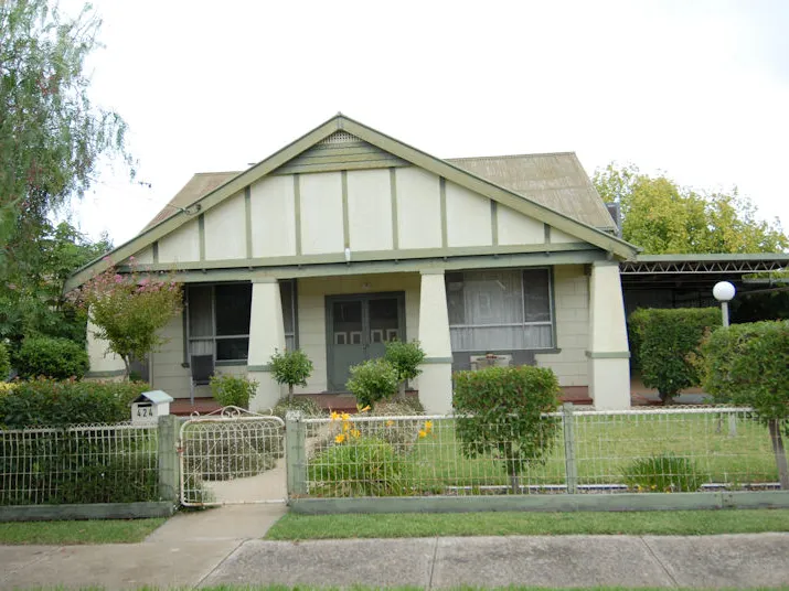 A Stunning Renovation Opportunity In A Blue Ribbon Location