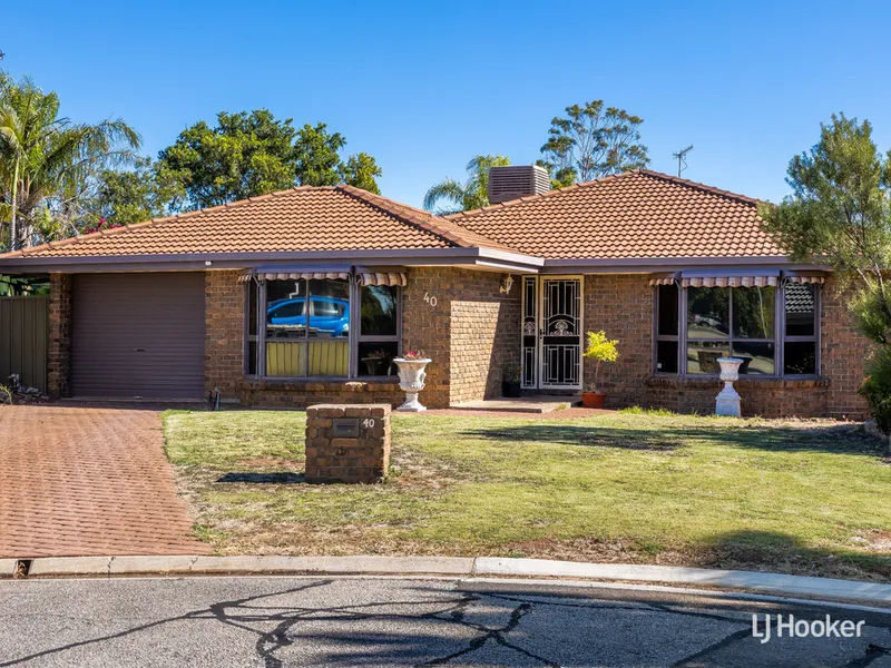 Fantastic Location, Fantastic Family Floorplan!