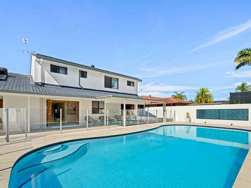Family Home w/ Large Pool 