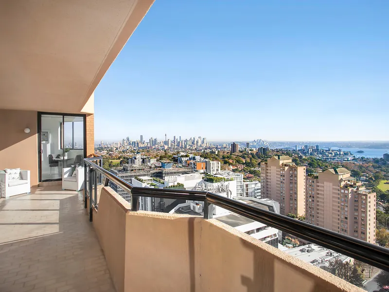 Resort-Style Urban Living With A Spectacular Harbour Panorama