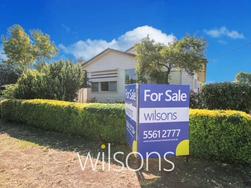 NEAT AS A PIN IN FANTASTIC MORTLAKE LOCATION