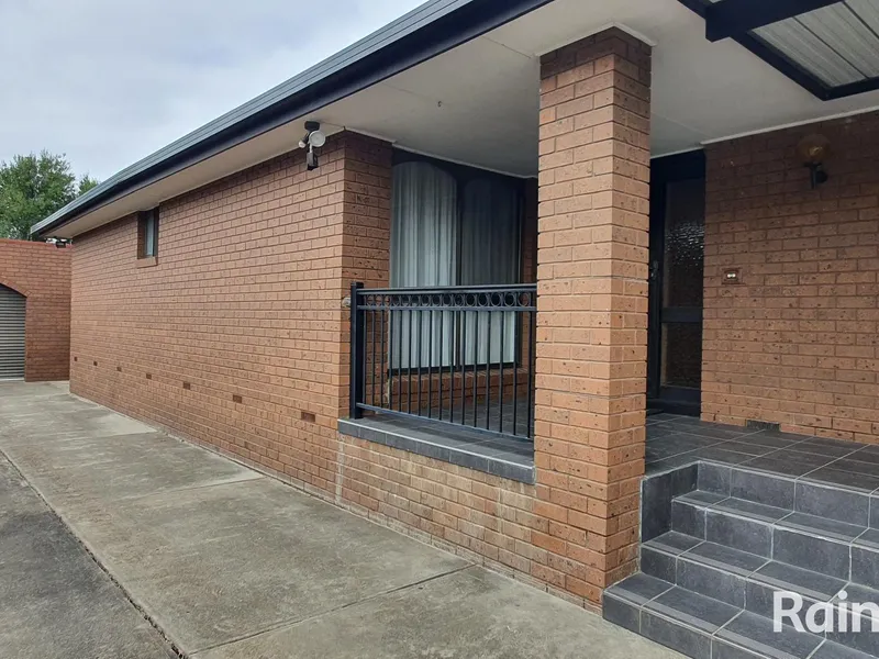 Freshly Painted and Spacious in Prime Location!