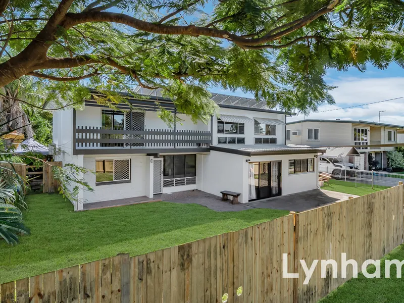 Generously sized family home pool and dual living areas