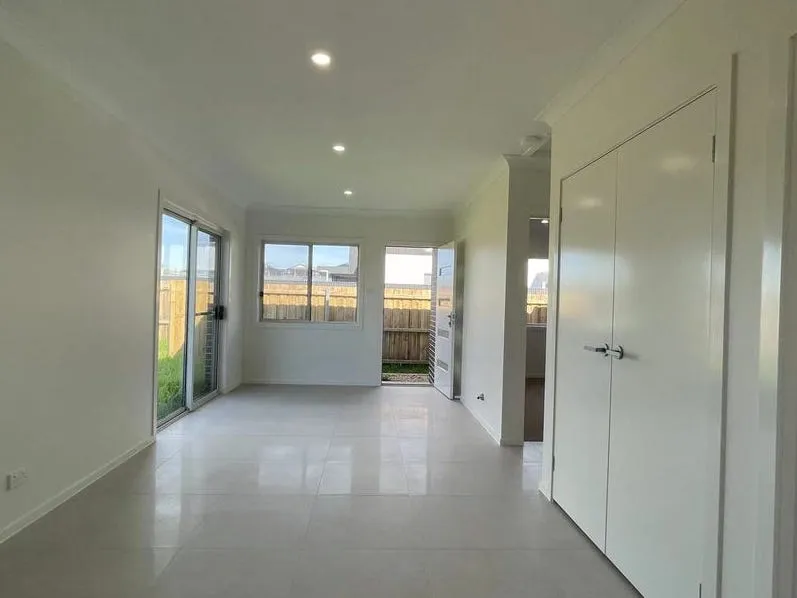 Near New Two Bedroom Granny Flat NOW LEASING!!!