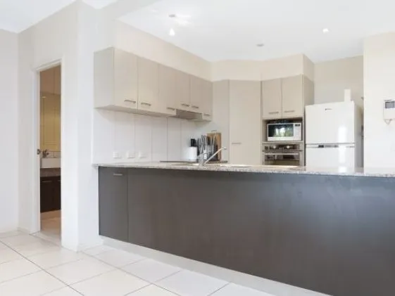 $700 PW Fully Furnished
