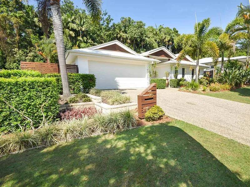 QUALITY SPACIOUS FAMILY HOME, YOU WILL LOVE IT!!!