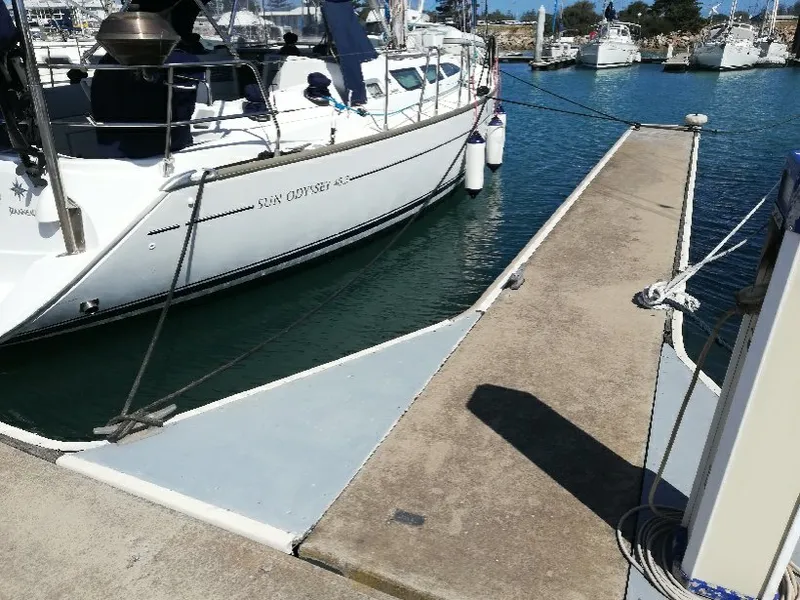 BERTH FOR SALE IN PRESTIGIOUS CLUB ENVIRONMENT