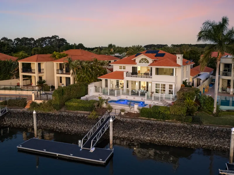 Magnificent Riverfront Mansion with Breathtaking Views