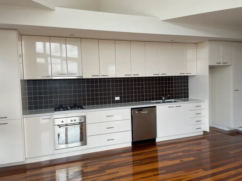 Live in Ease and Comfort with this Vast One-Bedroom Home