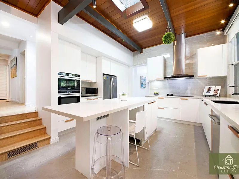 FAMILY EXCELLENCE-SOMETHING SPECIAL BY THE RESERVE