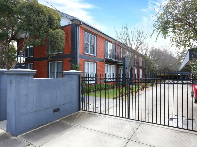 Fully renovated apartment