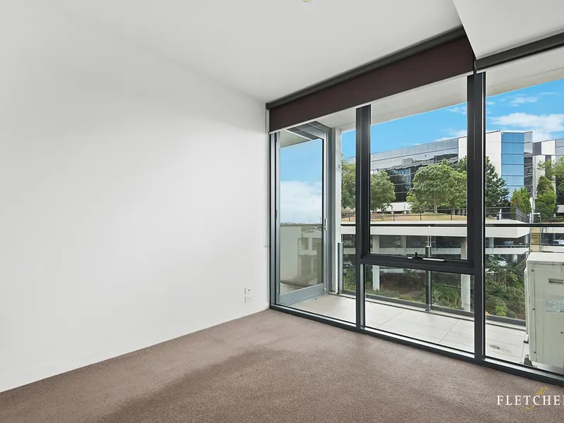 LIGHT FILLED 1 BED IN POPULAR TOORONGA VILLAGE