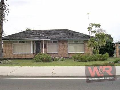 NEAT AND TIDY HOME OFFERS REAR PATIO PLUS A GAMES ROOM