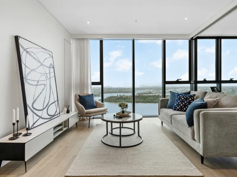 Exceptional 3 Bedroom with Breathtaking City Harbour Views