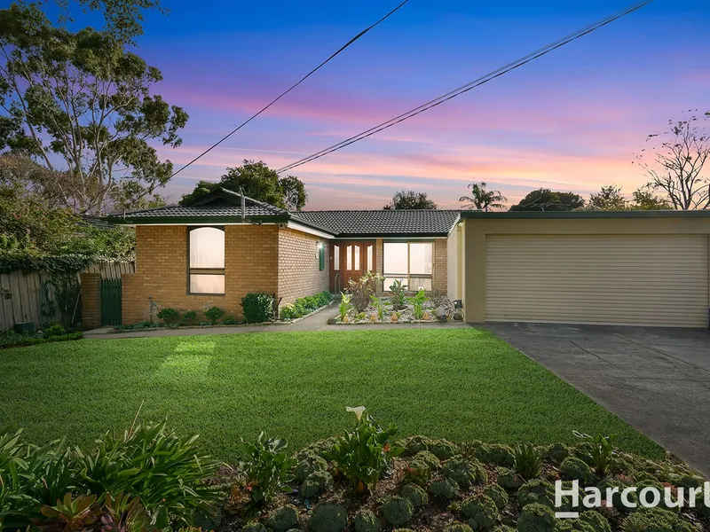 Tranquil Garden & Paved Pool for Resort Living