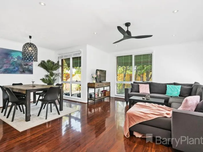 PERFECTLY LOCATED 3 BEDROOM UNIT