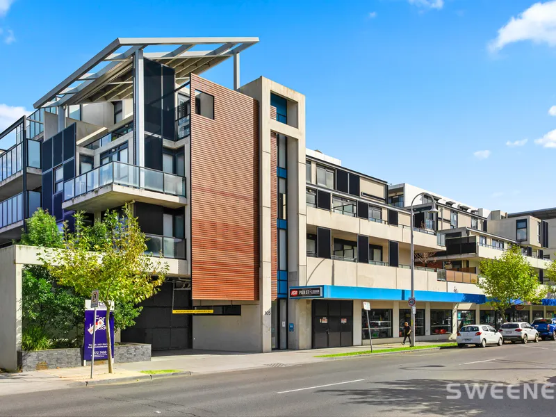 Peerless Style On Pier Street.