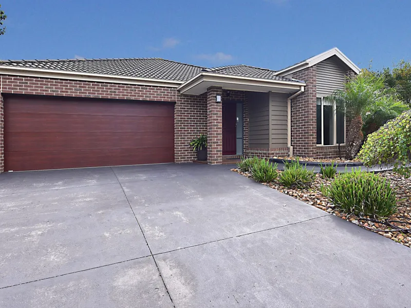 Stylish Family Home with 4 Bedrooms