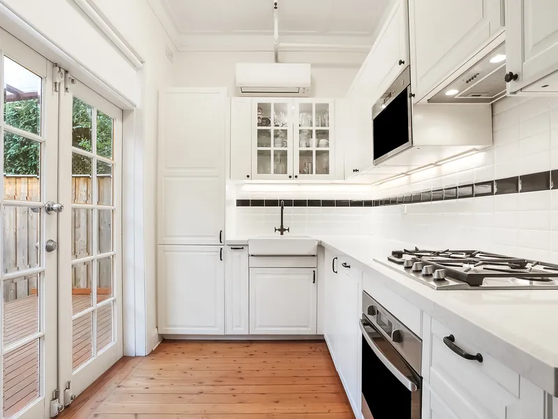 Three Bedroom House Like Apartment