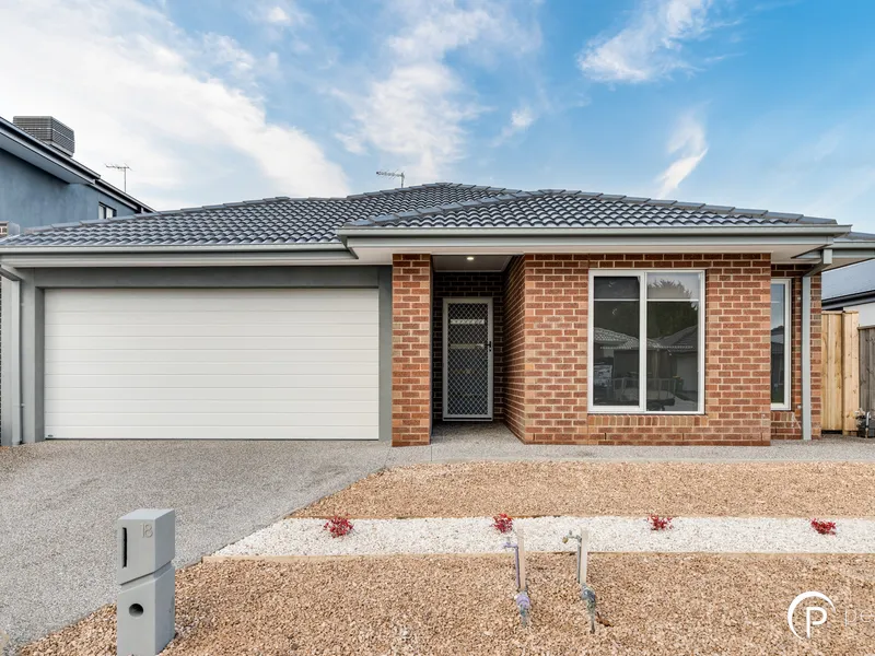 Brand New 4 Bedroom Family Home In The Popular Roses Estate