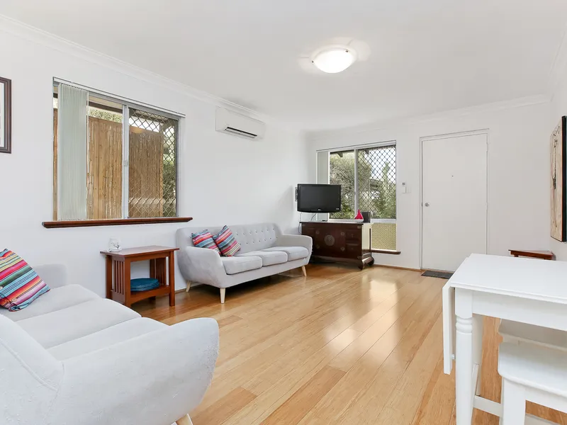 Short term lease available until DECEMBER! UNFURNISHED
