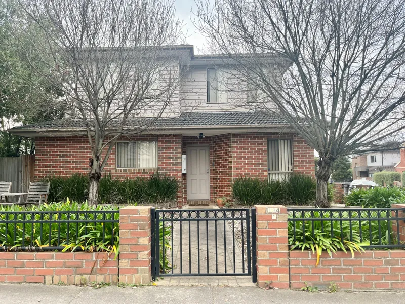 TWO BEDROOM TOWNHOUSE