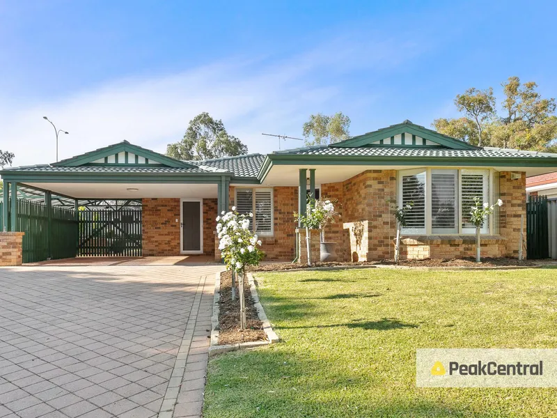 A Feel Good Family Home Amongst Leafy Serenity!