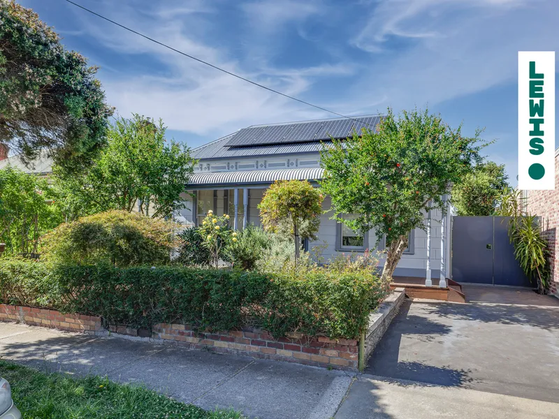 Charming Block-Fronted Weatherboard