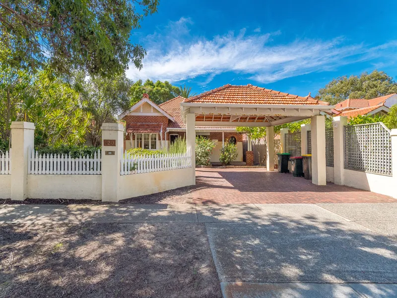 MOUNT LAWLEY CHARACTER HOME