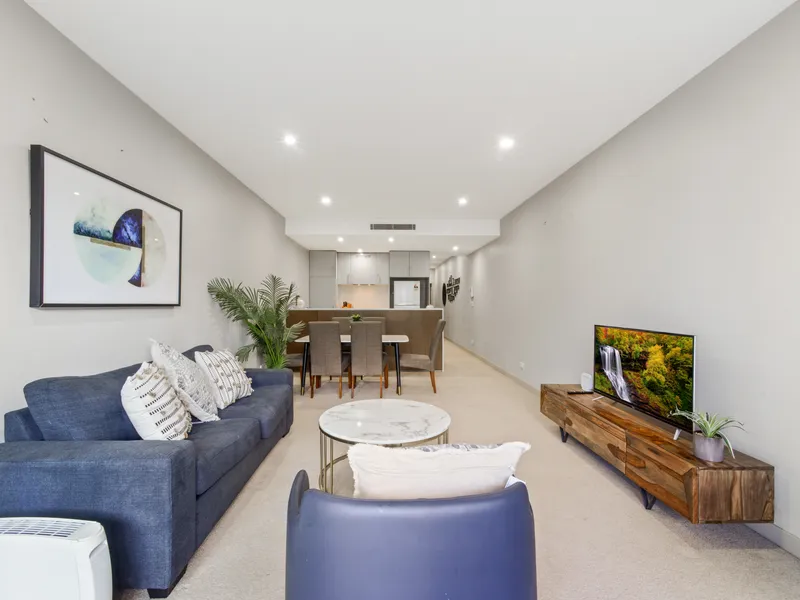 Fully Furnished move in HUGE 2 Bedroom 2 bathroom plus study Apartment, Ready to move in. NEW LINENS AND BEDDINGS INCLUDED.