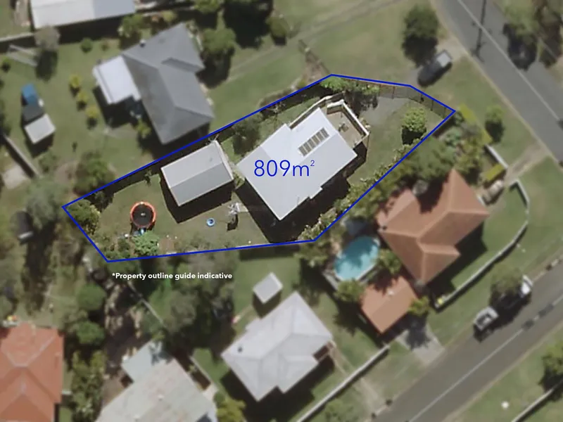 HIGH SET HOME WITH SHED ON 809 M2