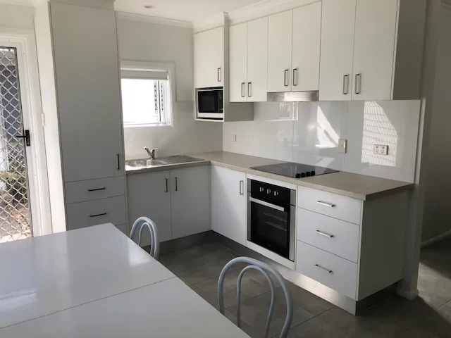Modern one bedroom granny flat in Currumbin Waters
